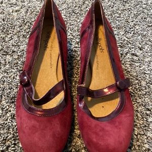 SoftSpots Shoes